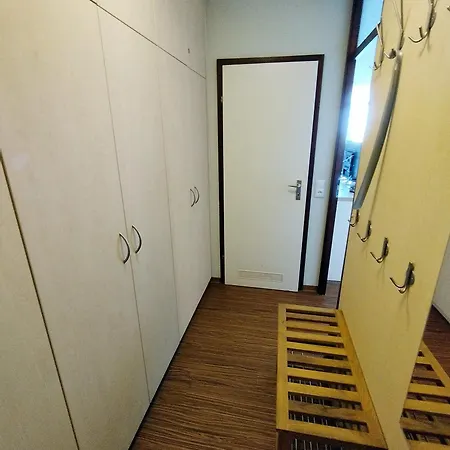 I03-002 Апартаменты